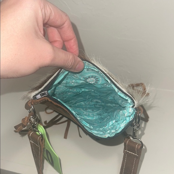 Rustic Geometric Crossbody Bag Brown and Cream - Picture 9 of 10